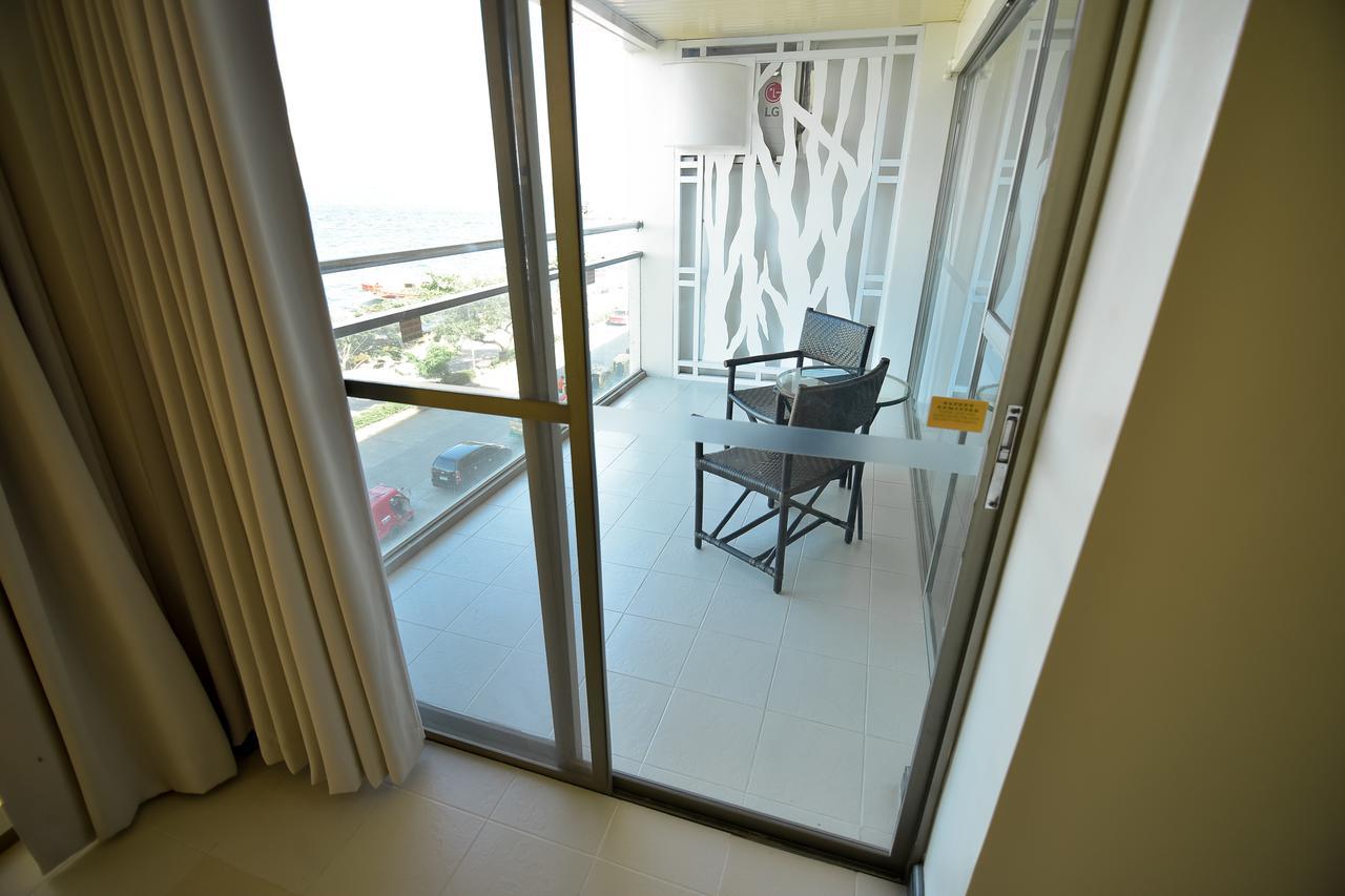 Hotel Tavern Суригао Экстерьер фото